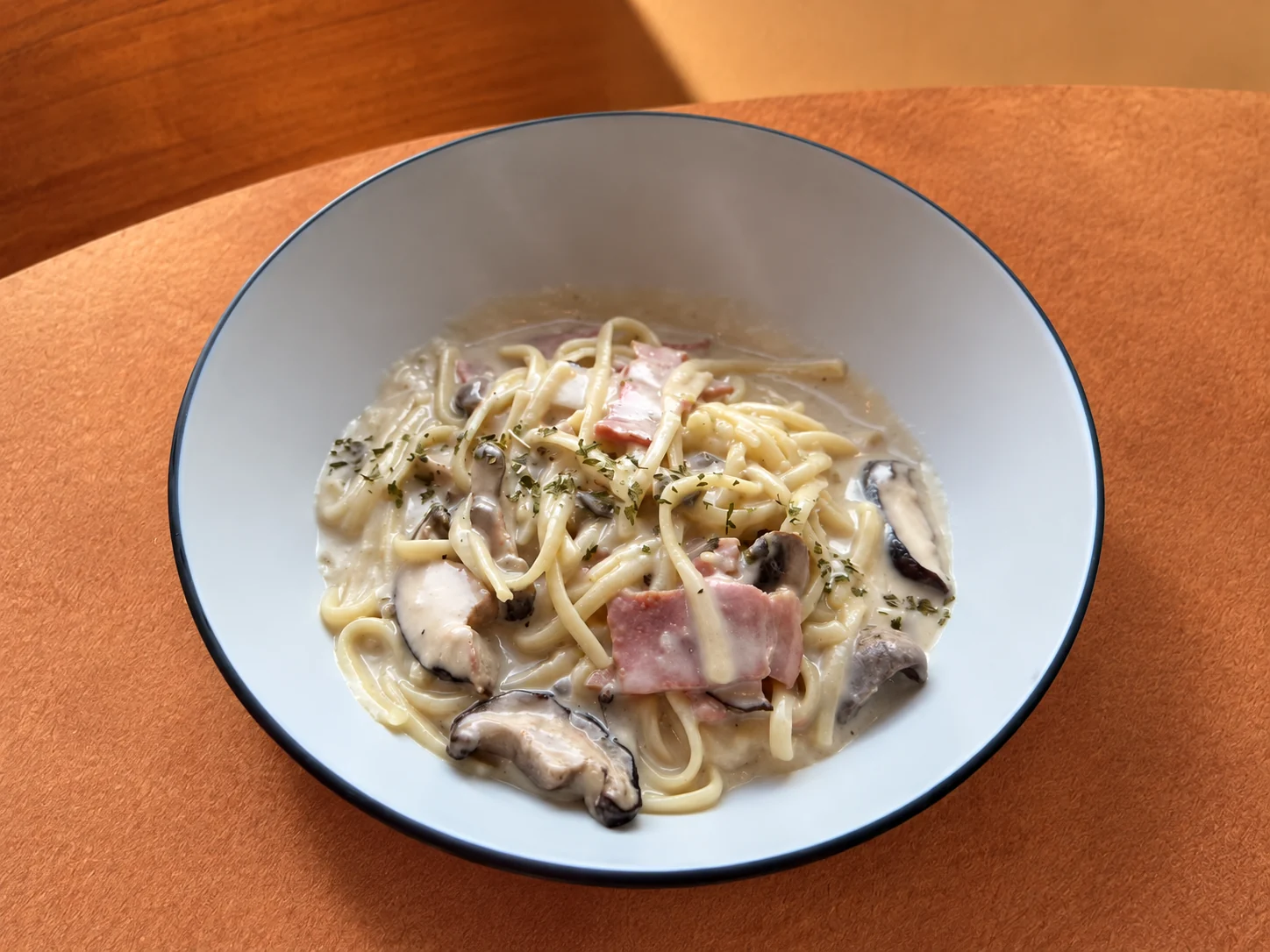 忌廉雜菌煙肉意粉
