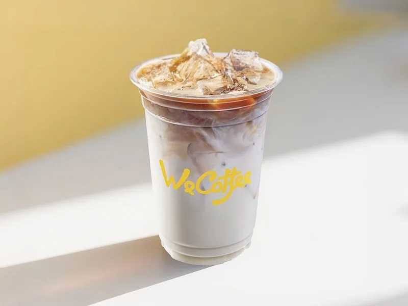 經典厚乳鮮奶咖啡 · 中杯（熱）